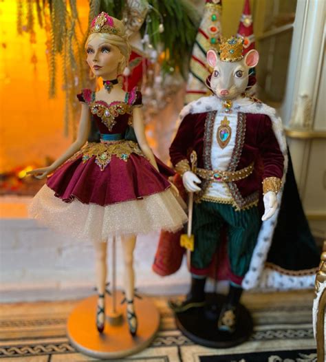 Коллекционные элементы: Исторические артефакты против современной экипировки