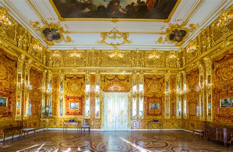 Незабываемые сцены в Екатерининском дворце: главные события в замке