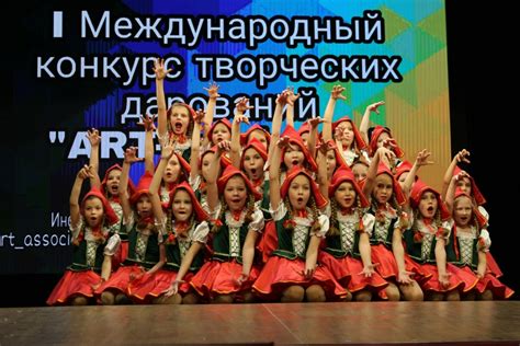 С детства суждено было зажечь звезду: ранние шаги Кони Демико в мире шоу-бизнеса