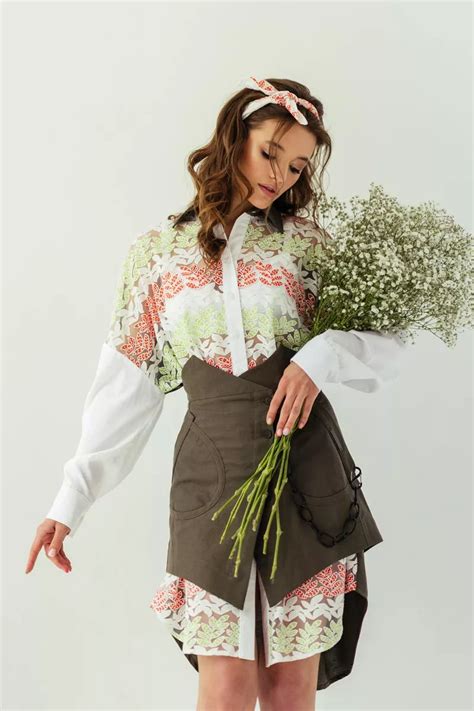 Анализ фирменных деталей