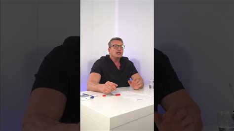 Необходимо снять ограничения перед удалением витрины