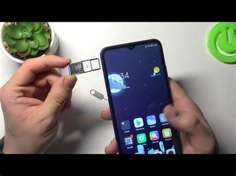 Шаг 1: Установка SD-карты в Redmi 9